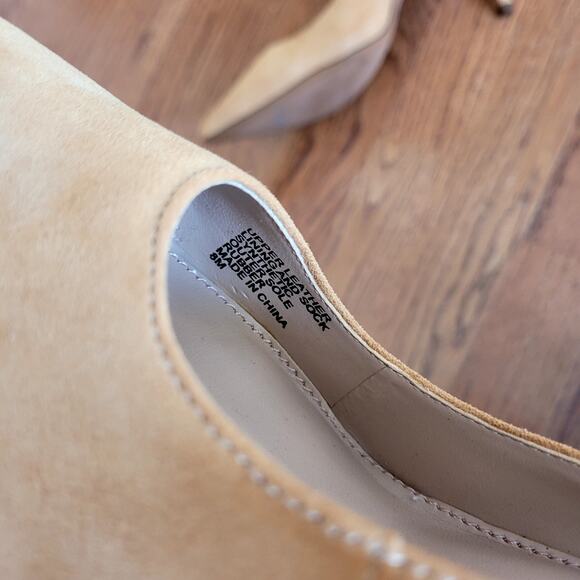 Banana Republic Suede leather Heels Sz 8 - Picture 4 of 6